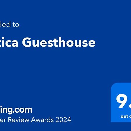 Botica Guesthouse 에스피뇨 외부 사진